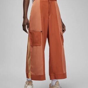 Jordan 23 Engineered Women's Utility Pants wide leg Medium